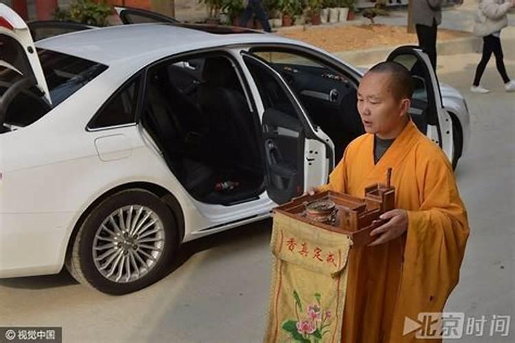 法事超度服务中需要注意哪些礼仪？