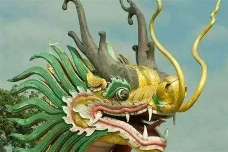 2025年属龙犯太岁吗