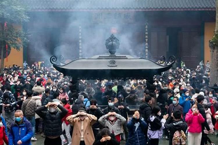 为什么初一不能扫地和倒垃圾呢？
