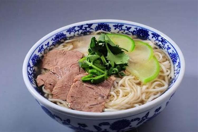 重阳节会吃什么食物 重阳节日里有哪些风俗