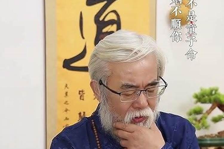 梦见大学同学和宿舍的预兆