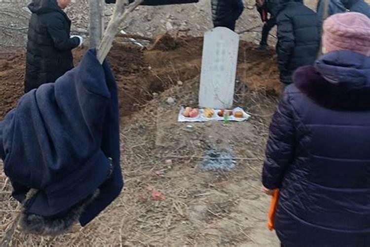 梦见本人父母离婚什么意思