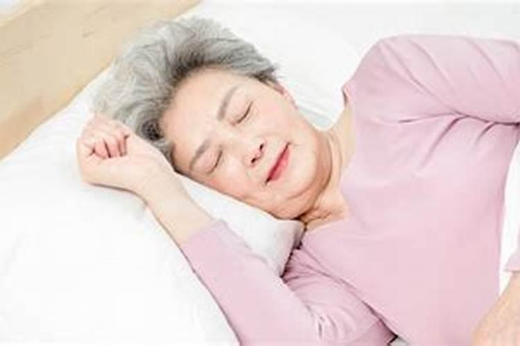 梦到死去的奶奶是什么意思