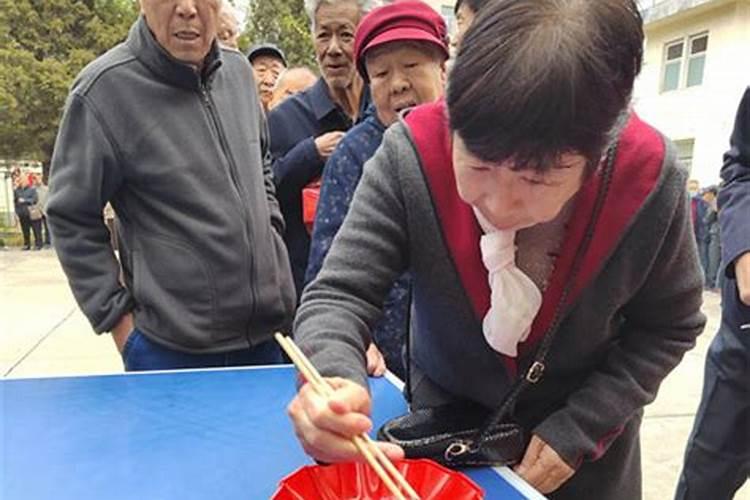 重阳节搞笑说说朋友圈(重阳节的快乐时光)