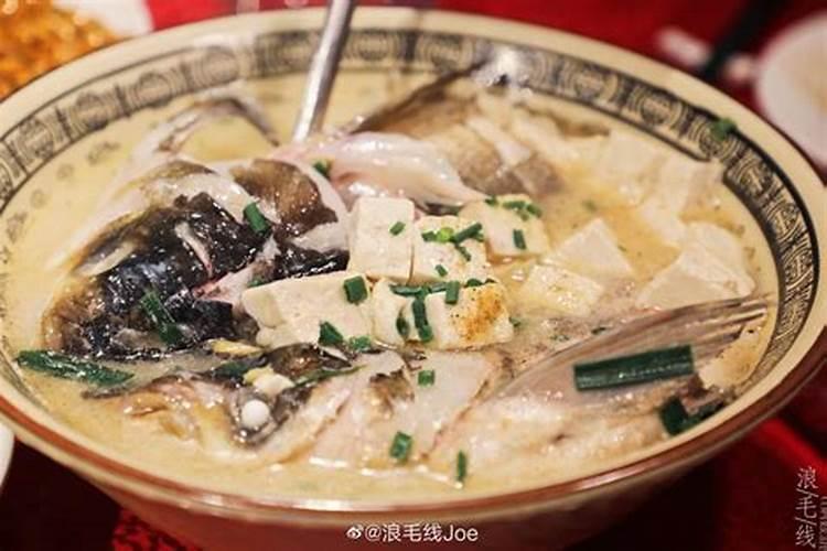 女生本命年戴什么转运,朱砂好还是玛瑙好