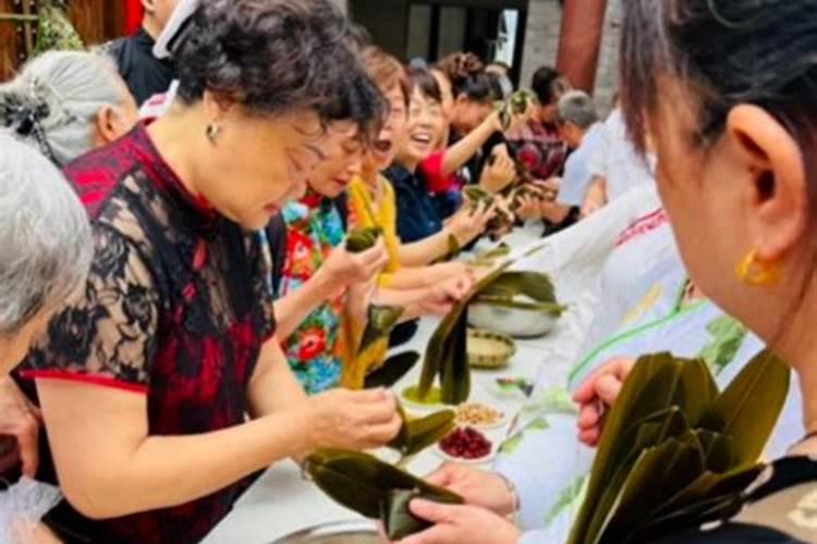 重阳节为老人做些什么