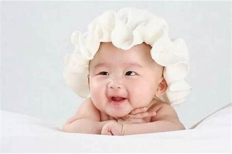 梦见看到有人抬棺材进我家