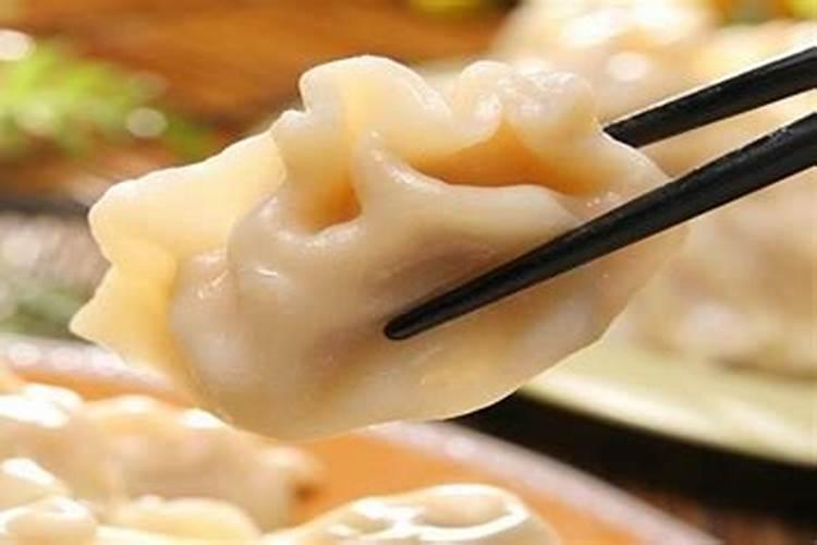 一个人经常出现在你的梦里,是对方在思念你,还是你正在想他呢？