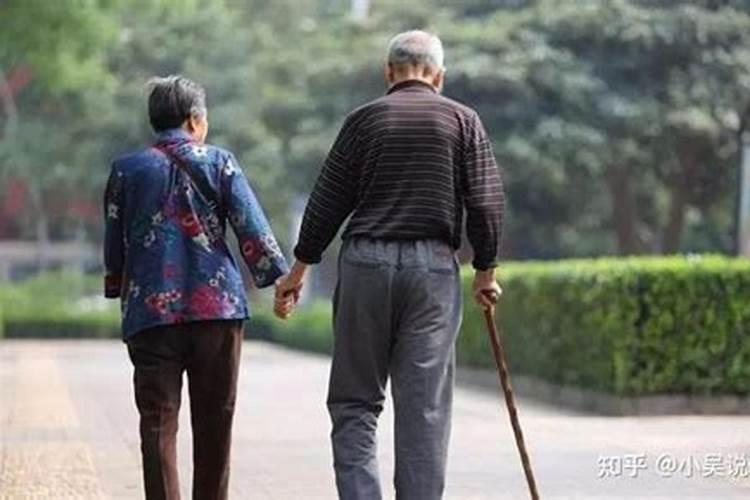 家里老人去世,晚辈会有霉运是真的吗