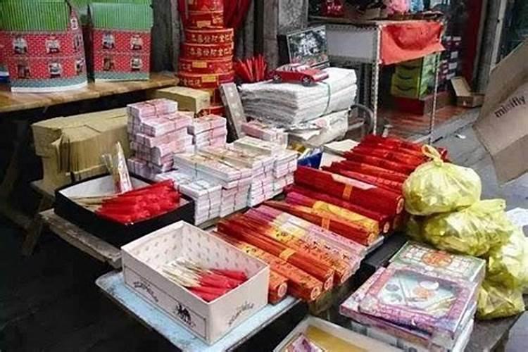 日本盂兰盆节的“烧包”怎么烧呢？