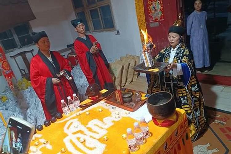 巧家虾米烧魔芋最佳的做法是什么？