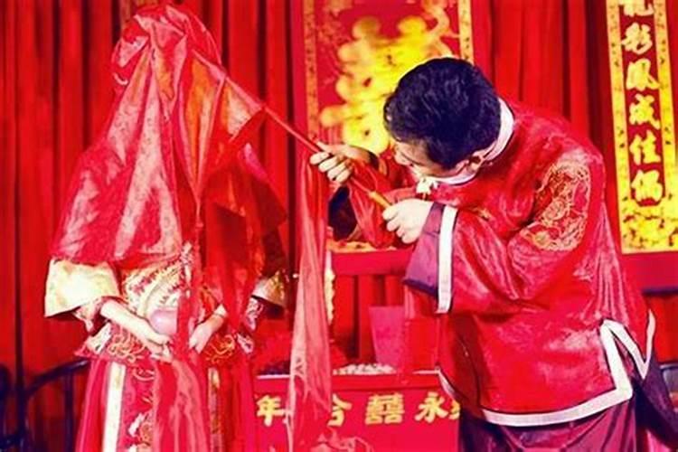 请问农历一九九四年十月初一出生的是什么星座？命好不好？