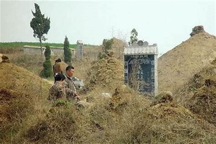 2023年七月十五坟墓塌陷能填土吗,七月十五坟地动土有什么讲究