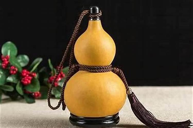 梦见自己坐劳斯莱斯意味什么