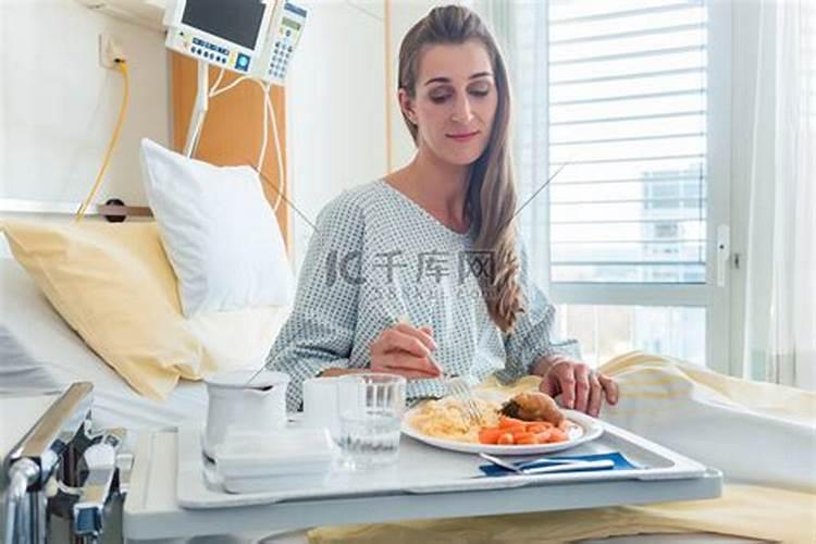 梦见去世的母亲坐在老屋的床上的预兆