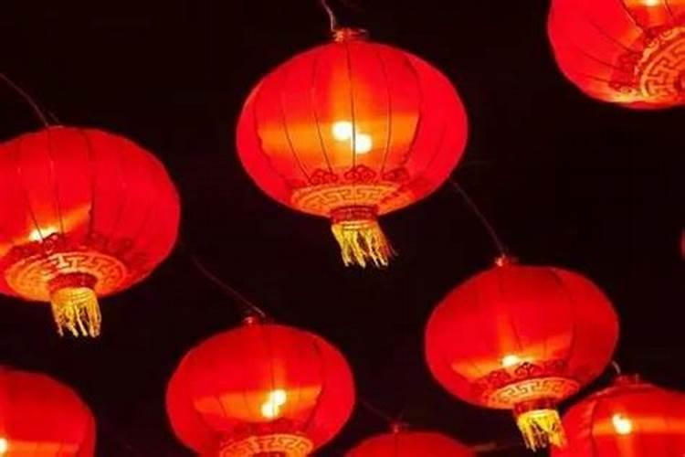 《元日》这首诗写的是什么节日？