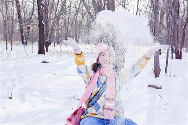 春节期间去日本哪些地方看雪最美？有哪些特色体验？