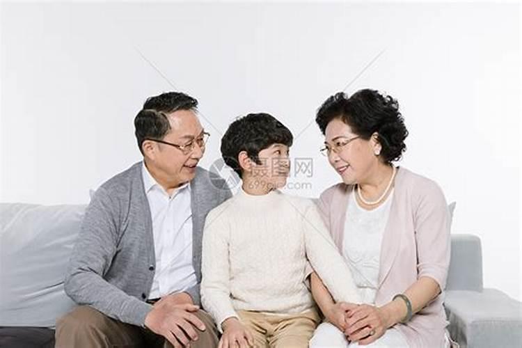 梦见很多陌生人来自己家的预兆