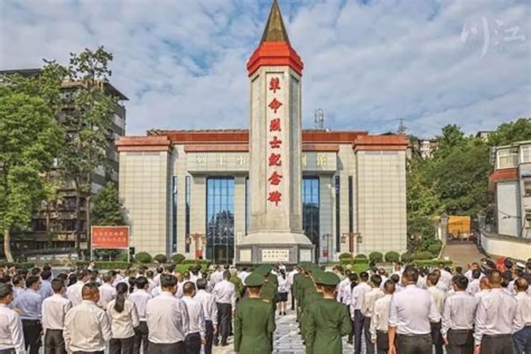 按照佛教理论:哪种人死后会转世为畜生或植物？