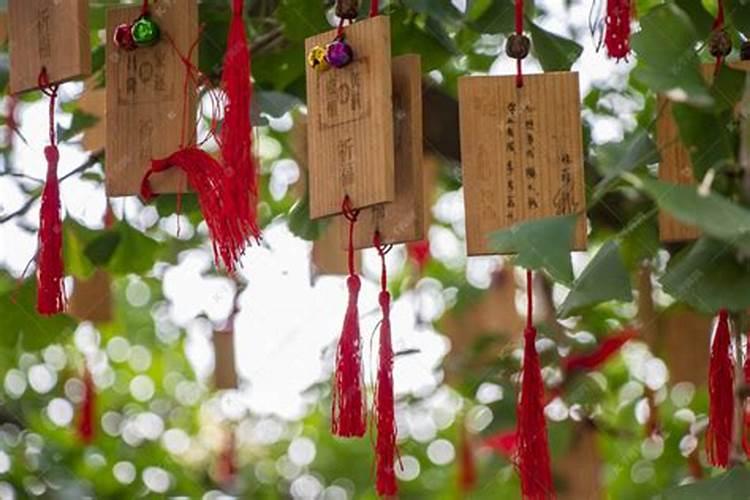 自己的八字适合佩戴什么吉祥物,生辰八字佩戴吉祥物查询