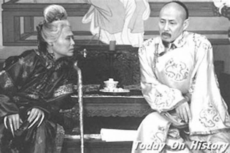 阳历1981年12月31日13:0014:00生,女,请大师批下命!