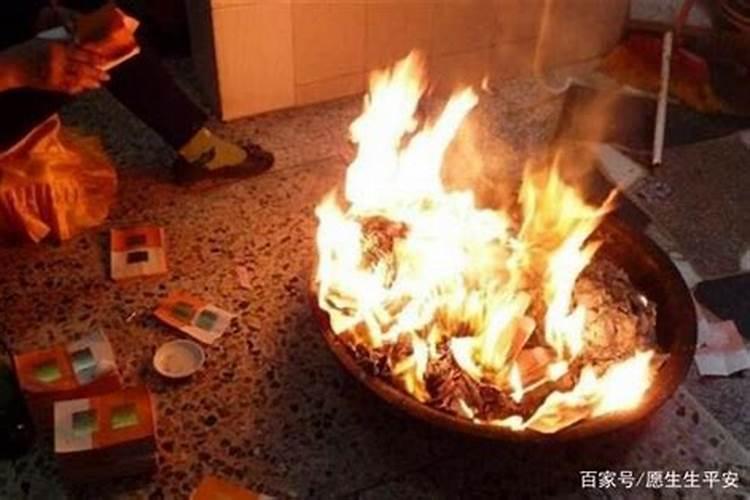 为什么本命年要带红绳？
