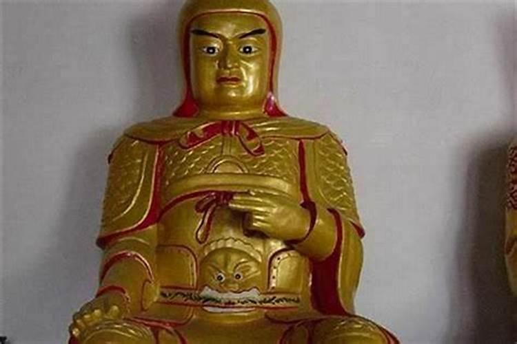 属蛇的刑太岁佩戴什么化解属蛇的刑太岁应该注意什么