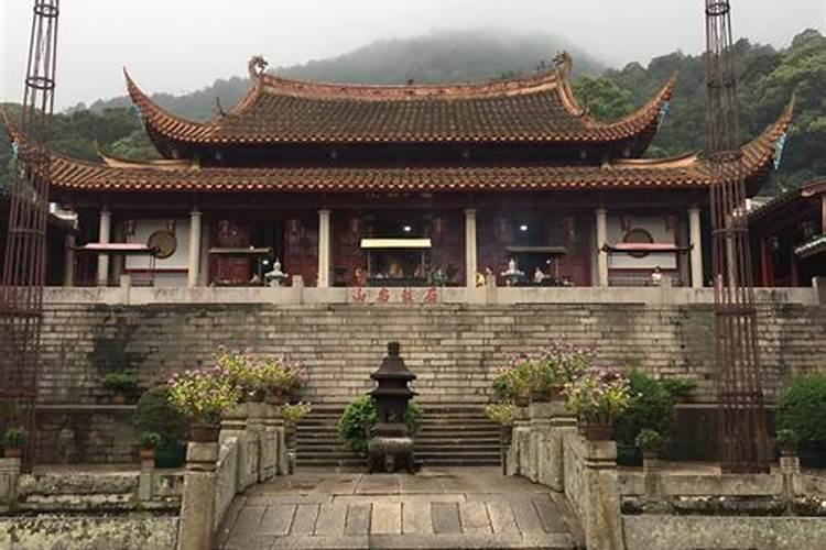 梦见割草给牛吃的预兆
