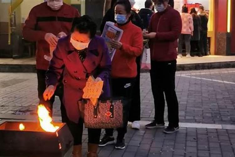 农历八月十五能祭奠去世的亲人吗