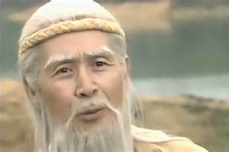 梦见女人光着全身什么意思