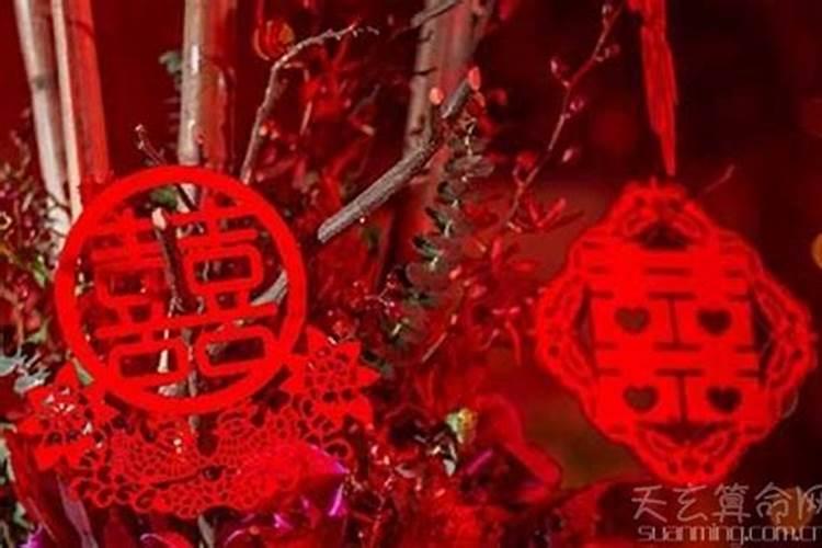 怀孕梦见老公出轨是怎么回事