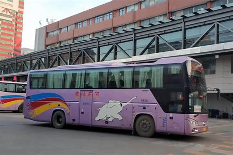 从甘肃省临夏州广河县三甲集镇到康乐怎么坐车？从哪里坐车？