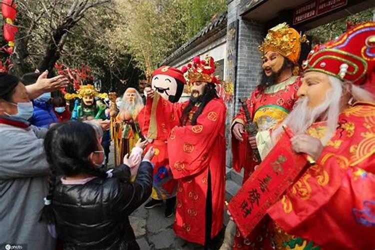 聊城都有拿些节日习俗