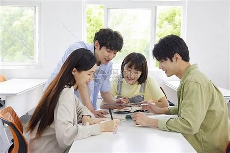 梦见教室是什么意思