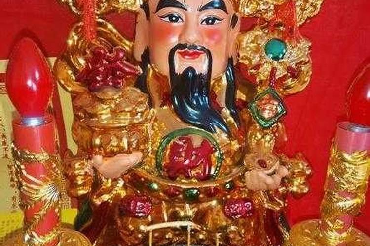 2025年属马犯太岁佩戴什么化解