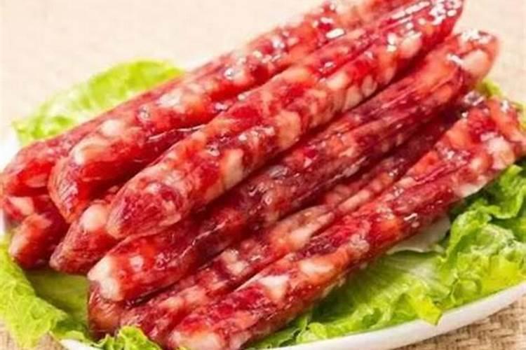 河北的民风民俗 如:服装 饮食 民居 别致的民间工艺品。 急啊啊啊啊啊...