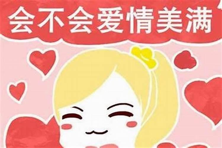 除了小方包,还有哪些款式的包包适合夏季的穿搭？