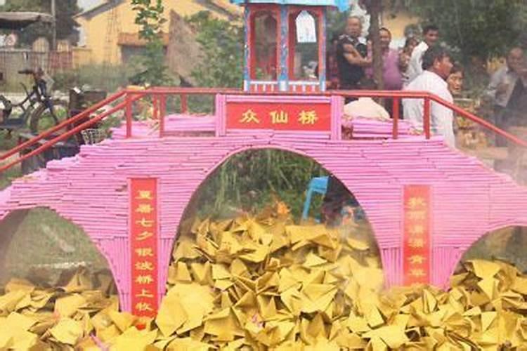 梦见猫缠身是什么意思？