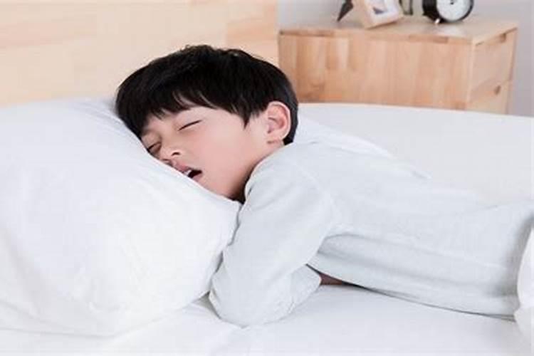 梦见小孩拉屎拉床上什么意思？