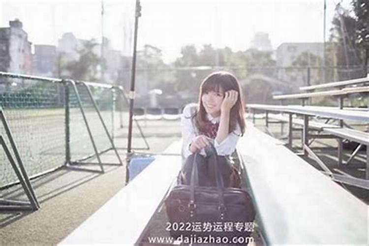 2025年属牛女的全年运势1985出生