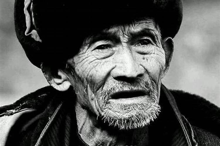 听算命的说我老公有桃花运.心里很难受