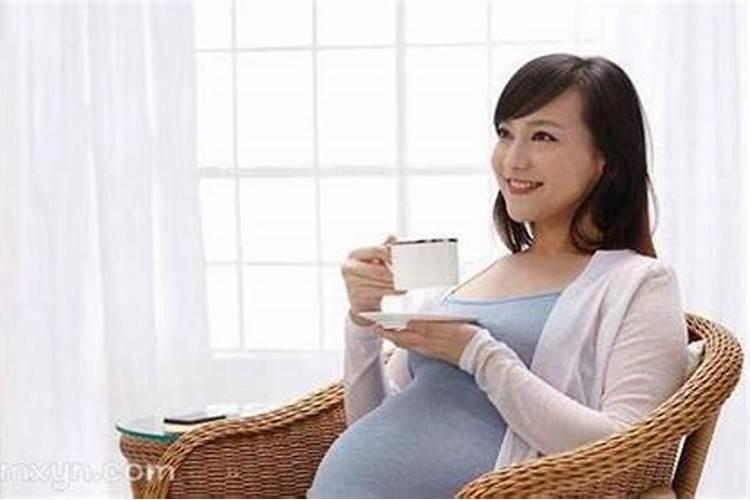 梦见洪水时自己从桥上爬过去？