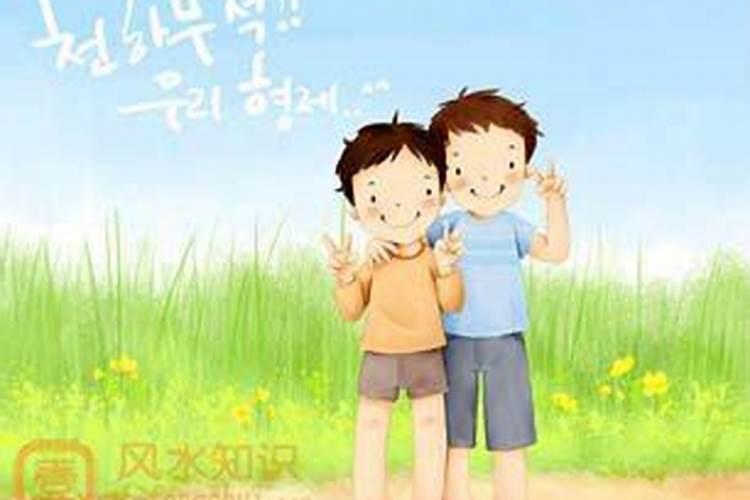 梦到自己抱着一个小孩子,他撒尿尿到我身上了