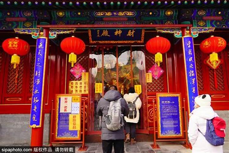 农历三月十五的阳历是什么