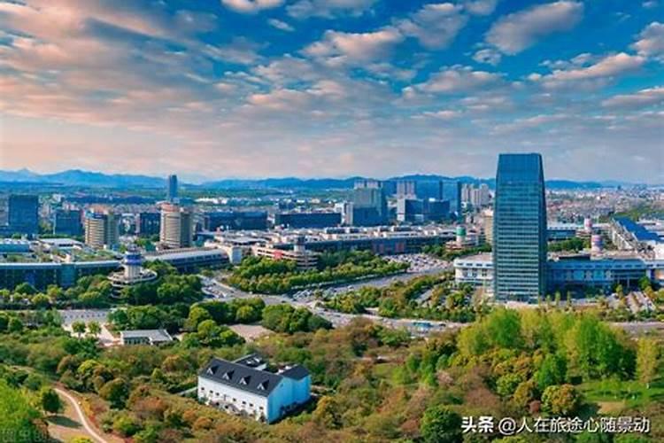 喝水呛到气管如何自救