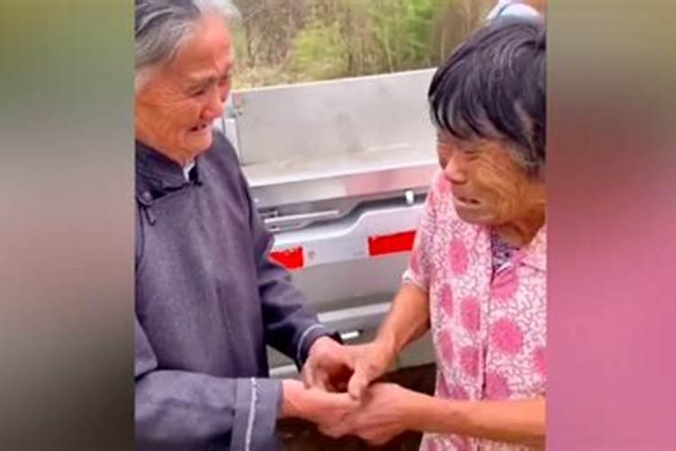 本命年能当伴娘吗