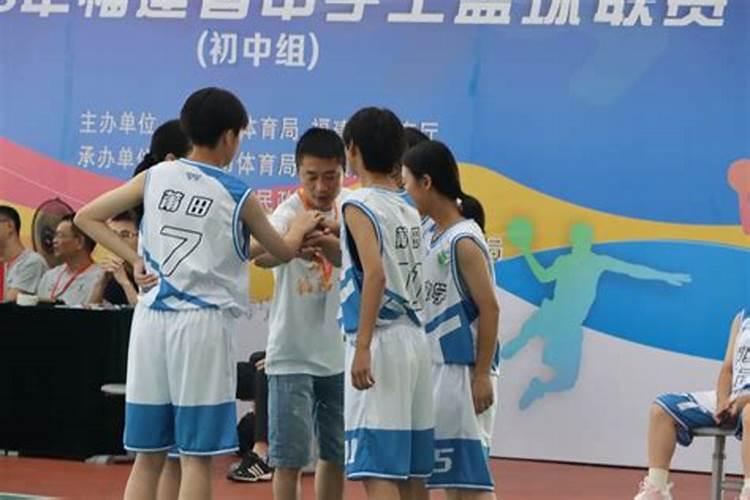 摇了一卦测测感情,他是不是过得很好？已经把我忘了？ 谢谢