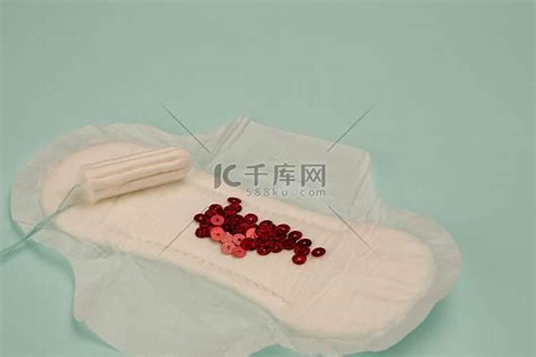梦见女人的卫生巾上有好多血的预兆