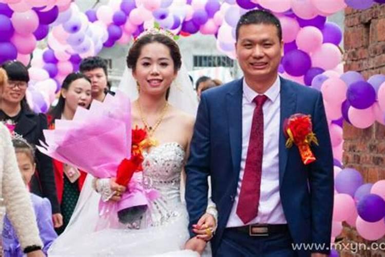 结婚时候,新郎官自己可以开车接新娘吗