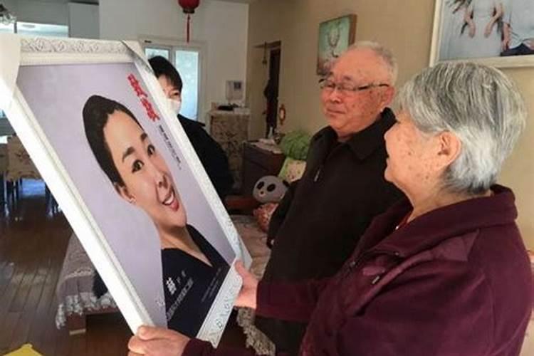 农历七月十五出去烧纸可以带小孩子吗？